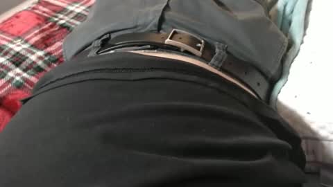 Liam online show from October 30, 2025, 9:37 pm