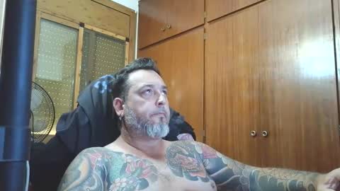 thekier online show from November 18, 2025, 2:43 pm