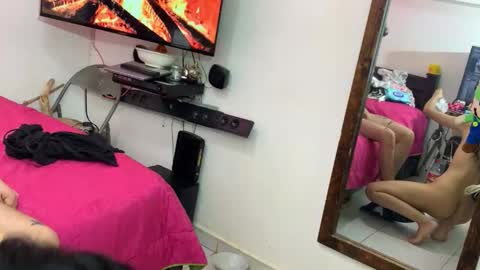 Snapshot of theking11220 chatting on November 30, 2025, 7:01 am theking11220 online show from November 30, 2025, 7:01 am