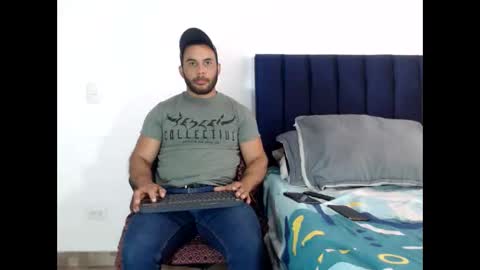 Snapshot of theking_david25 chatting on June 8, 2026, 4:18 pm Ronny online show from June 8, 2026, 4:18 pm