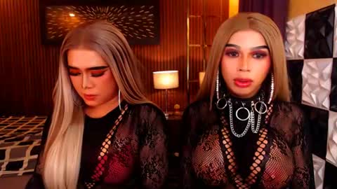 Paula online show from June 10, 2026, 1:17 am