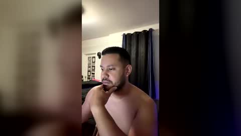 Snapshot of thelion_32 chatting on July 26, 2026, 11:22 pm thelion_32 online show from July 26, 2026, 11:22 pm