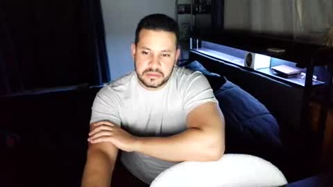 Snapshot of thelion_32 chatting on August 3, 2026, 1:49 pm thelion_32 online show from August 3, 2026, 1:49 pm