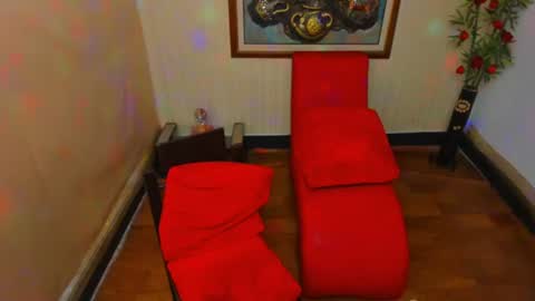 themuscularvenezuelanman online show from June 30, 2026, 3:29 am