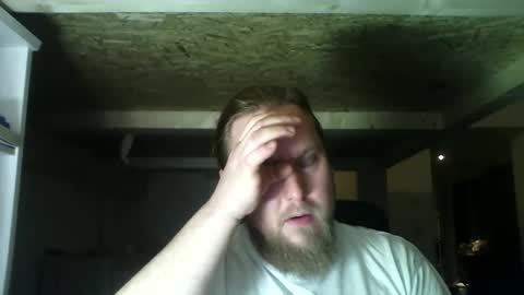 thenewdude1992 online show from February 21, 2025, 8:05 pm