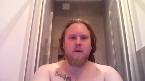 thenewdude1992 online show from April 5, 2026, 8:28 pm