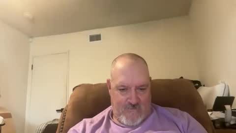Snapshot of thenewganon chatting on May 18, 2026, 4:35 pm thenewganon online show from May 18, 2026, 4:35 pm