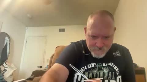 Snapshot of thenewganon chatting on May 21, 2026, 7:21 pm thenewganon online show from May 21, 2026, 7:21 pm