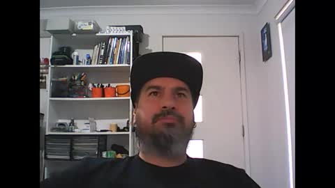 Snapshot of theozbeardguy chatting on April 21, 2026, 3:02 am aussiebeard online show from April 21, 2026, 3:02 am