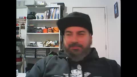 Snapshot of theozbeardguy chatting on May 16, 2026, 8:00 am aussiebeard online show from May 16, 2026, 8:00 am