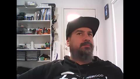 Snapshot of theozbeardguy chatting on May 26, 2026, 12:39 am aussiebeard online show from May 26, 2026, 12:39 am