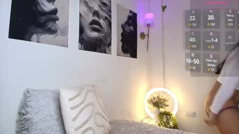 thepeach_ online show from June 27, 2026, 7:19 pm