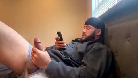 Snapshot of thepipe_layer chatting on December 28, 2024, 1:49 pm ThePipe online show from December 28, 2024, 1:49 pm