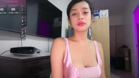 Amber DONT FORGET TO FOLLOW ME AND THUMBS UP online show from April 16, 2026, 3:35 pm