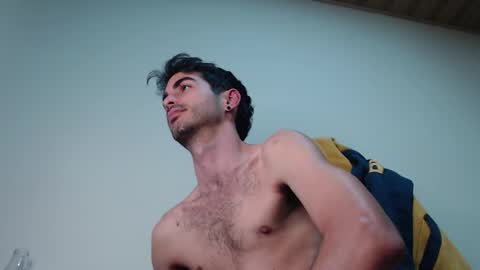 Santiago Enrique online show from February 5, 2026, 4:28 am