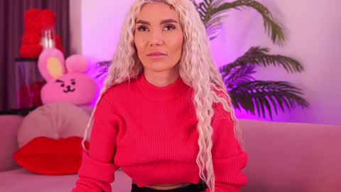 Snapshot of therealfallingangel chatting on December 28, 2024, 3:04 pm Deea online show from December 28, 2024, 3:04 pm