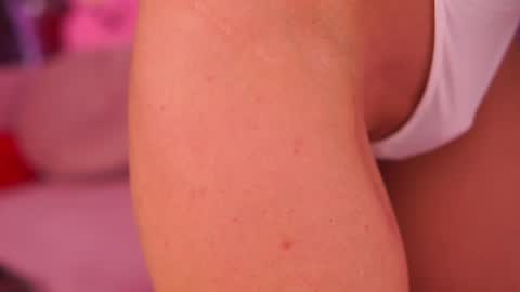 Snapshot of therealfallingangel chatting on February 6, 2025, 10:21 pm Deea online show from February 6, 2025, 10:21 pm