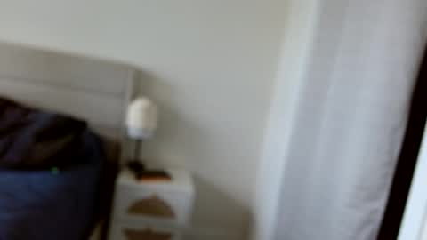 Yoshi online show from April 12, 2026, 8:58 pm