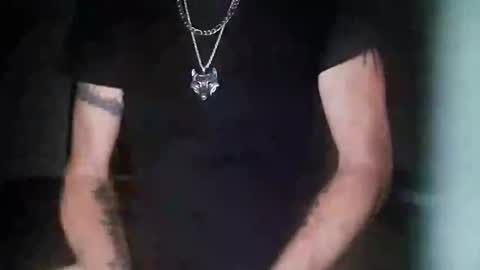 Snapshot of theredking69 chatting on December 21, 2025, 7:48 am The Red King online show from December 21, 2025, 7:48 am