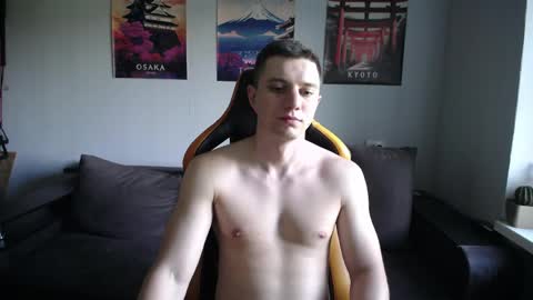 Snapshot of theroadtomars chatting on May 25, 2026, 1:50 pm Nick online show from May 25, 2026, 1:50 pm