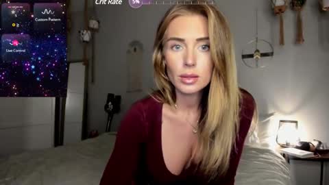 Snapshot of theselina_kyle chatting on January 4, 2025, 1:21 am Selina Kyle online show from January 4, 2025, 1:21 am