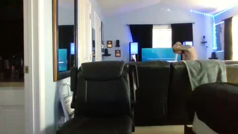 James online show from September 29, 2025, 3:39 pm