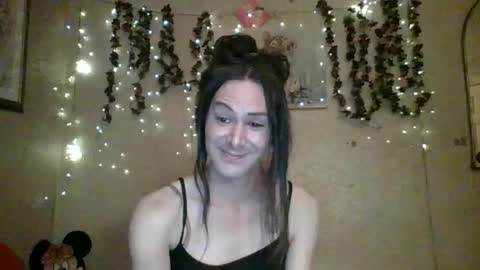 Snapshot of thesillymillie chatting on June 11, 2026, 3:04 am sillymillie0 online show from June 11, 2026, 3:04 am