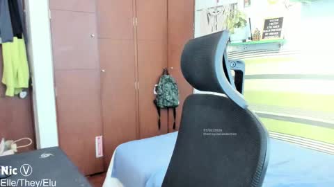 Nicole online show from February 7, 2026, 9:07 pm