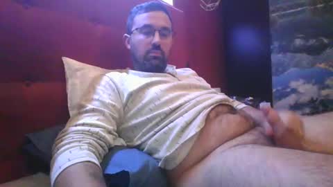 Snapshot of theviper1990 chatting on January 22, 2025, 11:10 pm Carlos1990 online show from January 22, 2025, 11:10 pm