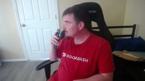 Snapshot of theycallmeking1000 chatting on May 17, 2026, 9:22 pm TheKingOfPorn online show from May 17, 2026, 9:22 pm