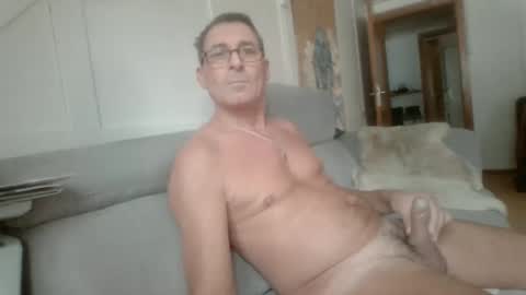 thhe13 online show from January 10, 2025, 11:54 am