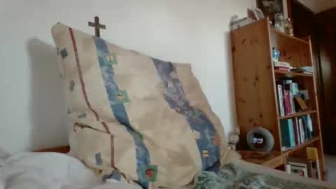 thhe13 online show from April 18, 2026, 2:43 pm