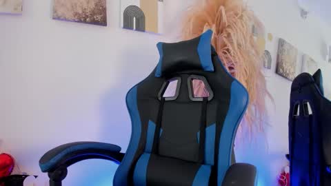 Thiago  online show from March 26, 2026, 8:25 pm