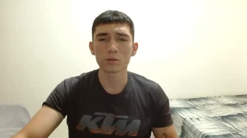 thiago_deseo69 online show from May 27, 2026, 10:29 pm