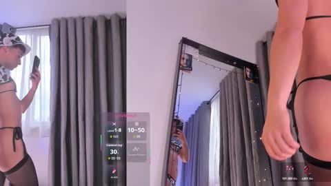 SanThiago online show from October 17, 2025, 9:39 pm