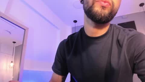 Snapshot of thiago_nowak2 chatting on December 3, 2024, 4:03 am Thiago online show from December 3, 2024, 4:03 am