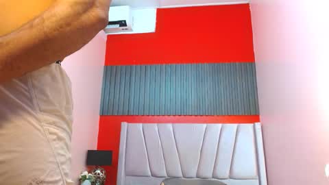 Snapshot of thiago_summers chatting on September 15, 2025, 2:50 pm Thiago Summers online show from September 15, 2025, 2:50 pm