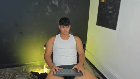 Snapshot of thiago_vibes212 chatting on February 16, 2026, 10:28 pm thiago_vibes212 online show from February 16, 2026, 10:28 pm