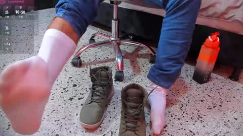 Thia Gomez online show from December 29, 2024, 12:23 pm