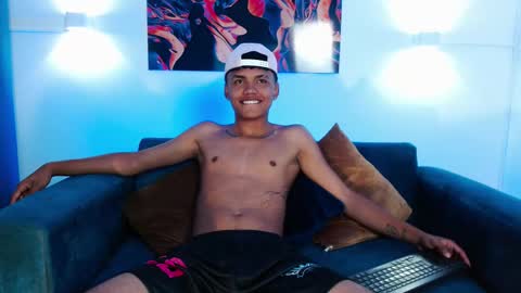 Snapshot of thiagosterling chatting on March 28, 2026, 11:37 pm Thiago online show from March 28, 2026, 11:37 pm