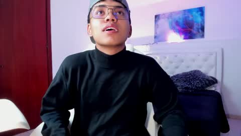 Snapshot of thiagosterling chatting on April 29, 2026, 11:55 pm Thiago online show from April 29, 2026, 11:55 pm