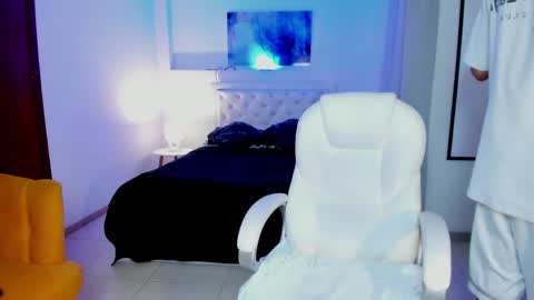 Snapshot of thiagosterling chatting on May 5, 2026, 11:57 pm Thiago online show from May 5, 2026, 11:57 pm