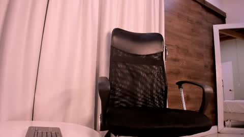 Snapshot of thiagovega_ chatting on May 11, 2026, 3:34 am thiagovega_ online show from May 11, 2026, 3:34 am