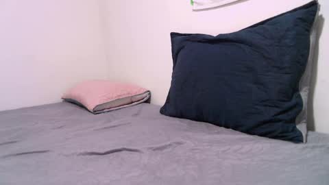 Snapshot of thiagovega_ chatting on May 16, 2026, 3:36 am thiagovega_ online show from May 16, 2026, 3:36 am