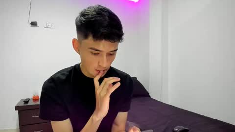 Thiago Wells online show from February 18, 2025, 8:25 pm