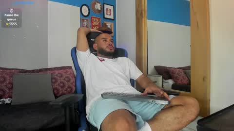 thiagoxbig online show from December 30, 2024, 4:09 am