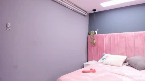 thiara_gh online show from May 24, 2026, 1:32 am