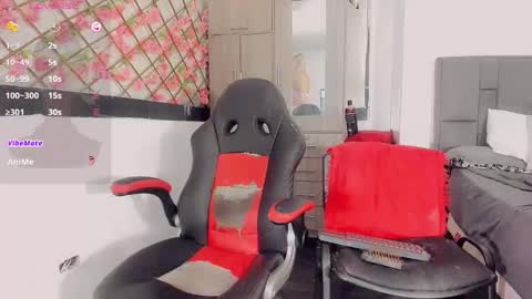 Snapshot of thiara_veky chatting on May 9, 2026, 6:02 pm Thiara online show from May 9, 2026, 6:02 pm