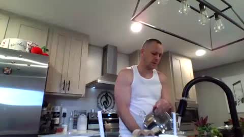 Val online show from April 21, 2026, 4:23 pm