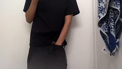 Snapshot of thickbigdick789 chatting on September 16, 2025, 3:40 am thickbigdick789 online show from September 16, 2025, 3:40 am